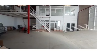 Nave industrial en alquiler en Las Cañadas, Las Lagunas (Mijas) de 2.000 €<span>/mes</span>