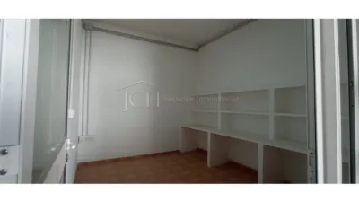 Nave industrial en alquiler en Las Cañadas, Las Lagunas (Mijas) de 2.000 €<span>/mes</span>