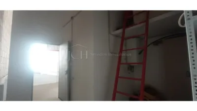 Nave industrial en alquiler en Las Cañadas, Las Lagunas (Mijas) de 2.000 €<span>/mes</span>