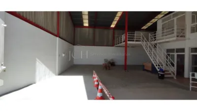 Nave industrial en alquiler en Las Cañadas, Las Lagunas (Mijas) de 2.000 €<span>/mes</span>