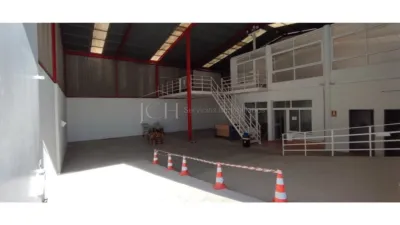 Nave industrial en alquiler en Las Cañadas, Las Lagunas (Mijas) de 2.000 €<span>/mes</span>