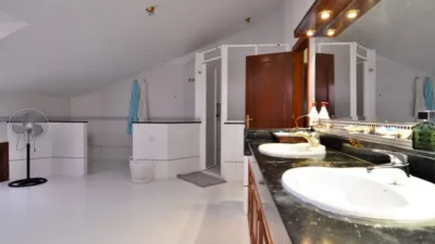 Attic in San Francisco photo 20
