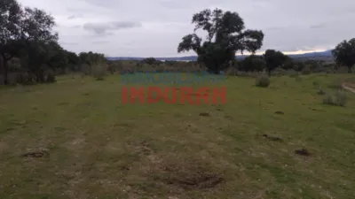 Rustic farm in Valdehúncar photo 3
