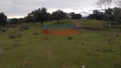 Rustic farm in Valdehúncar photo 4