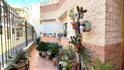 Semi-detached house in El Pinós - Pinoso photo 3