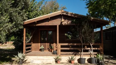 Rustic finca on Camí Pla de Lloret street photo 26