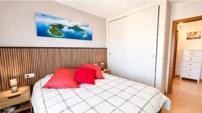 Apartment in Port Esportiu-Canyelles-Puig Rom photo 14