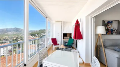 Apartment in Port Esportiu-Canyelles-Puig Rom photo 3