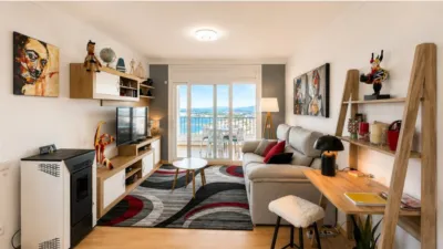 Apartment in Port Esportiu-Canyelles-Puig Rom photo 8