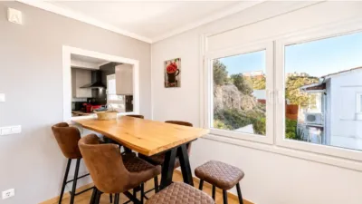 Apartment in Port Esportiu-Canyelles-Puig Rom photo 9