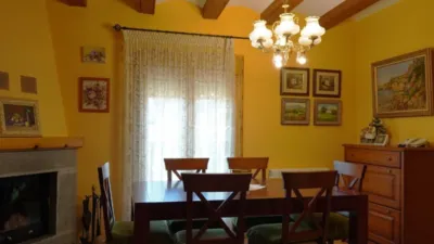 Casa en venta en Calle Calle St Lucia, Número 5-B, Boltaña de 239.000 €
