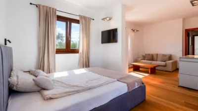 Rustic house in Capdepera photo 8