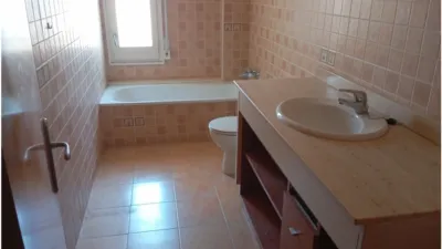 Terraced house in Olot photo 6