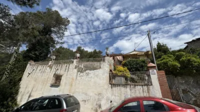 House in Vallirana photo 3