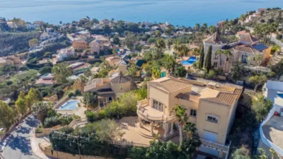 Villa in El Campello photo 3