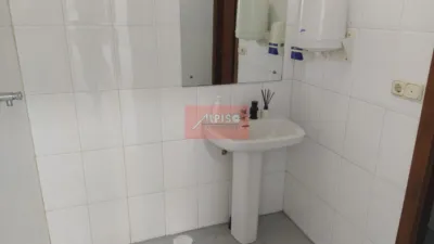 Local comercial en alquiler en Ourense, O Couto (Ourense Capital) de 500 €<span>/mes</span>