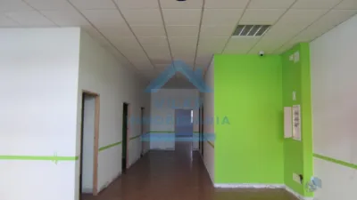 Local comercial en alquiler en Ames - Vista 2