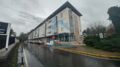 Local comercial en venta en Brión - Vista 2