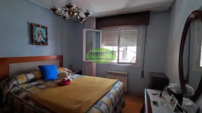 Piso en venta en Avenida de Portugal, O Couto (Ourense Capital) de 130.000 €