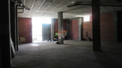 Local comercial en venta en Ferrol - Mehr