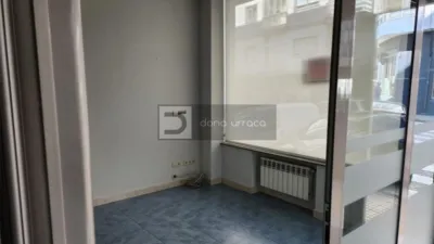 Local comercial en alquiler en Ourense, A Ponte (Ourense Capital) de 650 €<span>/mes</span>
