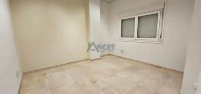 Local comercial en alquiler en Ourense, Centro (Ourense Capital) de 2.500 €<span>/mes</span>