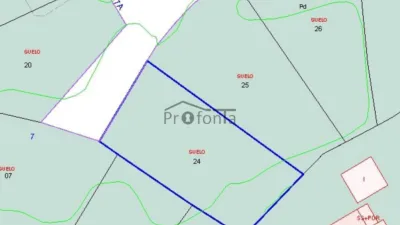 Terreno en venta en Calle de los Menciñeiros - Vista 2