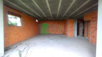Chalet en venta en Ourense, Nogueira de Ramuín de 140.000 €