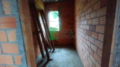 Chalet en venta en Ourense, Nogueira de Ramuín de 140.000 €