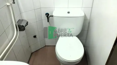Local comercial en alquiler en Ourense, O Couto (Ourense Capital) de 425 €<span>/mes</span>