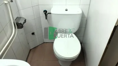 Local comercial en alquiler en Ourense, O Couto (Ourense Capital) de 425 €<span>/mes</span>