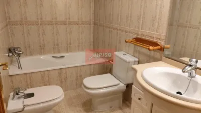 Piso en alquiler en Rúa Chano Piñeiro, Barrocás (Ourense Capital) de 750 €<span>/mes</span>