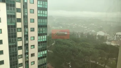 Piso en alquiler en Rúa Chano Piñeiro, Barrocás (Ourense Capital) de 750 €<span>/mes</span>