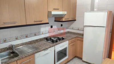 Piso en alquiler en Rúa Chano Piñeiro, Barrocás (Ourense Capital) de 750 €<span>/mes</span>