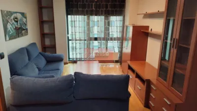 Piso en alquiler en Rúa Chano Piñeiro, Barrocás (Ourense Capital) de 750 €<span>/mes</span>