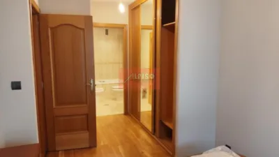 Piso en alquiler en Rúa Chano Piñeiro, Barrocás (Ourense Capital) de 750 €<span>/mes</span>