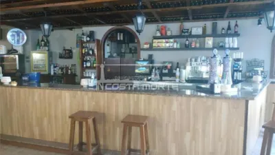 Local comercial en venta en Cee - Vista 2
