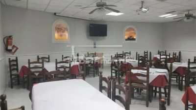 Local comercial en venta en Cee - Vista 4