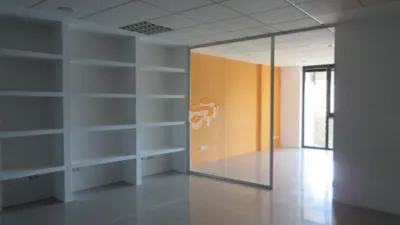 Local comercial en venta en Fene - Más