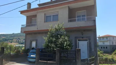 Casa en venta en Ourense, Vilar de Astrés-Palmés-Arrabaldo (Ourense Capital) de 265.000 €