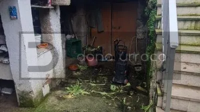 House in San Cibrao Das Viñas photo 2