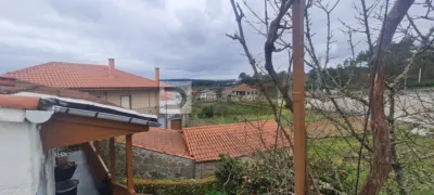 House in San Cibrao Das Viñas photo 3