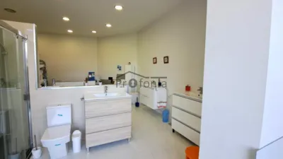 Local comercial en venta en Calle Castelao - Vista 2