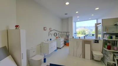 Local comercial en venta en Calle Castelao - Vista 3