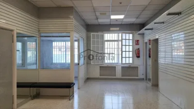 Local comercial en venta en Calle de Venezuela - Vista 3