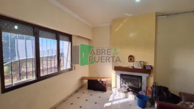 Chalet in Xunqueira de Ambía photo 3
