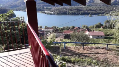 Casa en Castrelo de Miño photo 8