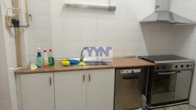 Local comercial en alquiler en Narón - Más