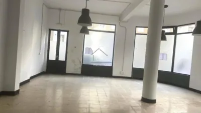 Local comercial en alquiler en Ferrol - Vista 2