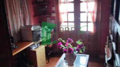 House in Coles photo 8